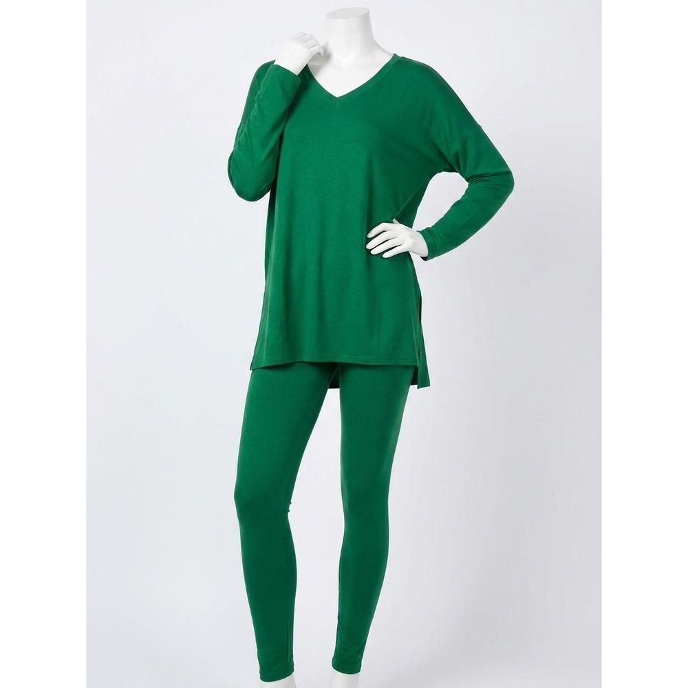 NEW ZENANA v neck lounge sets in dark green